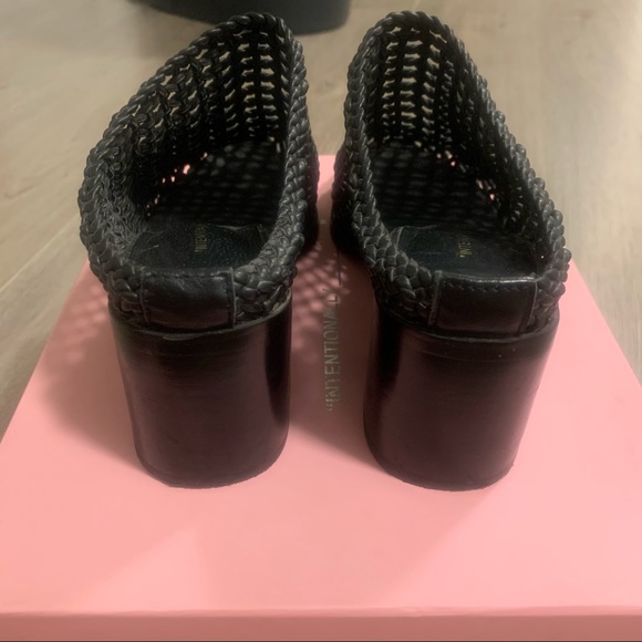 Intentionally Blank Black Leather Woven Heeled Mules - Picture 7 of 8